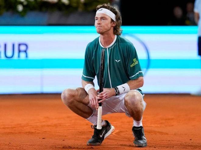 新生代球员 新生代球员